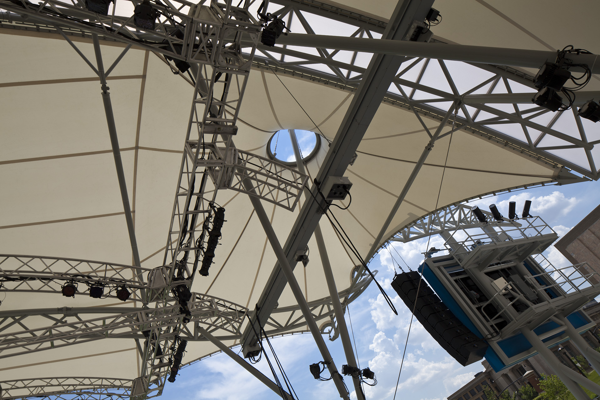 COLUMBUS COMMONS BICENTENNIAL PAVILION